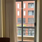 Apartman Sweet Yellow Palace, Pazari I Ri *